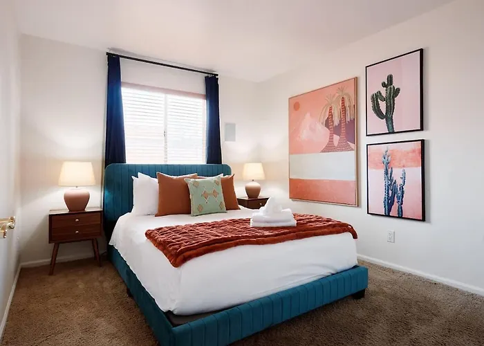 Cactus Spur - Pool & Fire Pit - Mins To Old Town Scottsdale